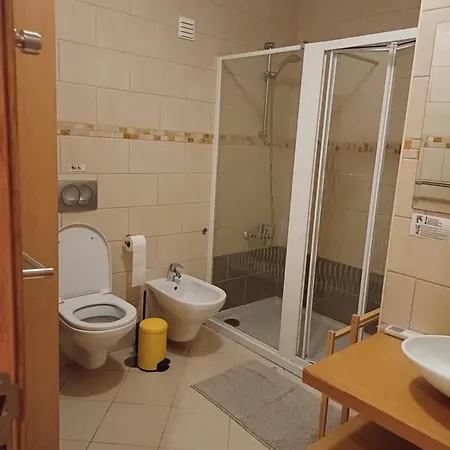 Q1 Blueroom Sofia's Happy Homestay Loule